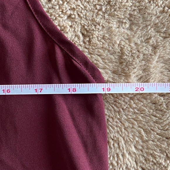 Jon & Anna Wine Coloured Tank, Size Large - Picture 4 of 7